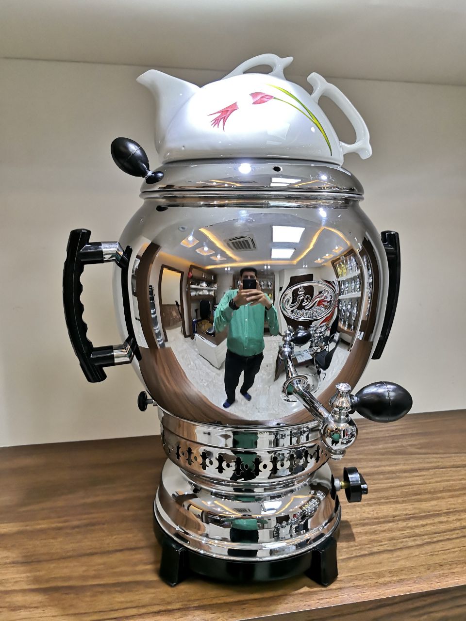 تصویر سماور گازی 10 لیتری تخم مرغی ساده سروش sorosh